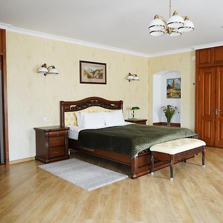 Spadok Hotel Kamianets Podilskyi Bagian luar foto