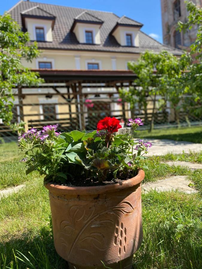 Spadok Hotel Kamianets Podilskyi Bagian luar foto